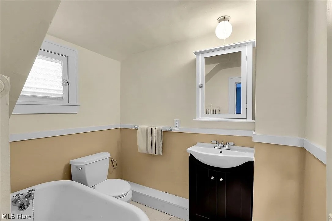 Upstairs bathroom with clawfoot tub