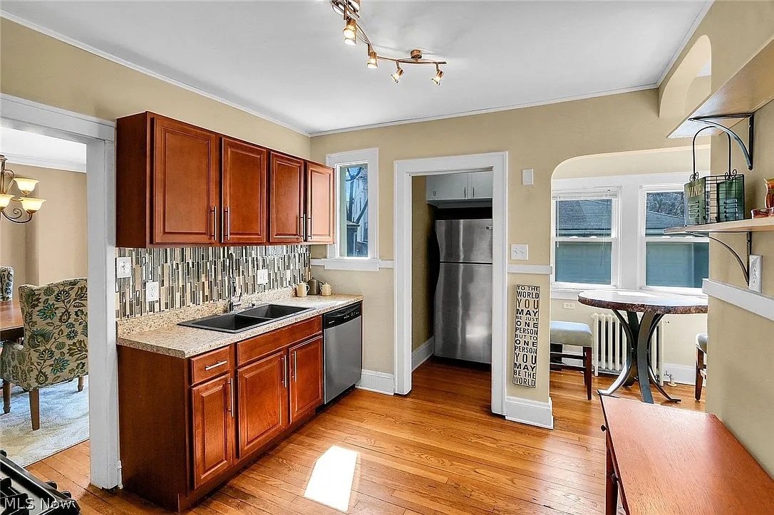 Kitchen 3